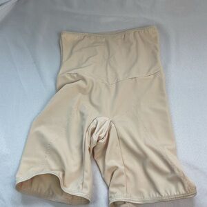 Flexees large Beige Shapewear high waisted‎ long thigh Shorts with high support
